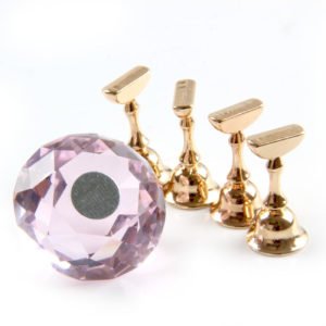 Présentoir d'ongle en crystal
